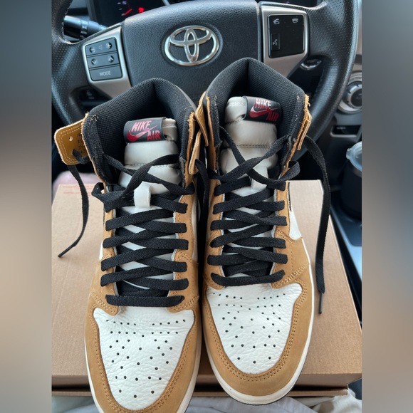 Jordan 1 Retro High Rookie of the year 9.5 - Picture 2 of 5